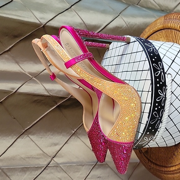 NWOT- Betsey Johnson ‘SB-Rocky’ Crystal Embellished Slingbacks - Picture 6 of 10